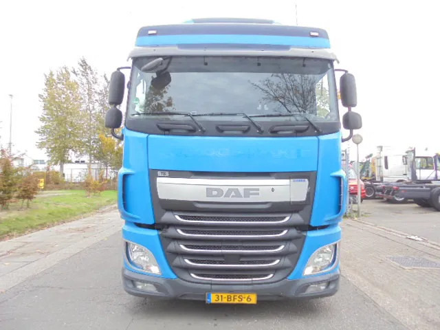 DAF XF 410 6X2 NL TRUCK TUV 03-26 - Tovornjak s ponjavo: slika 2 DAF XF 410 6X2 NL TRUCK TUV 03-26 - Tovornjak s ponjavo: slika 2
