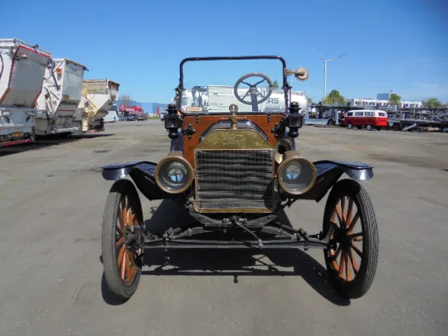 Ford Model T SPEEDSTER - Avtomobil: slika 2 Ford Model T SPEEDSTER - Avtomobil: slika 2