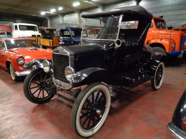Ford T T RUNABOUT - Avtomobil: slika 1 Ford T T RUNABOUT - Avtomobil: slika 1
