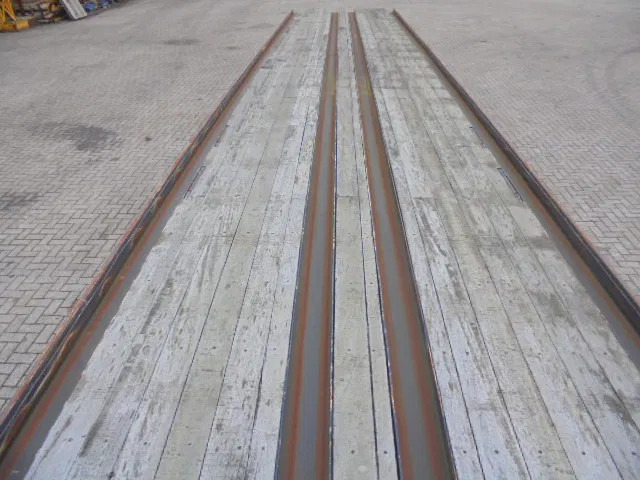 LAG 0-3-39 - Polprikolica s kesonom: slika 4 LAG 0-3-39 - Polprikolica s kesonom: slika 4