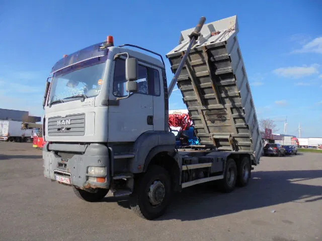 MAN TGA 26.430 BBS 6X6 KIEPER /TRACTOR - Tovornjak prekucnik: slika 1 MAN TGA 26.430 BBS 6X6 KIEPER /TRACTOR - Tovornjak prekucnik: slika 1