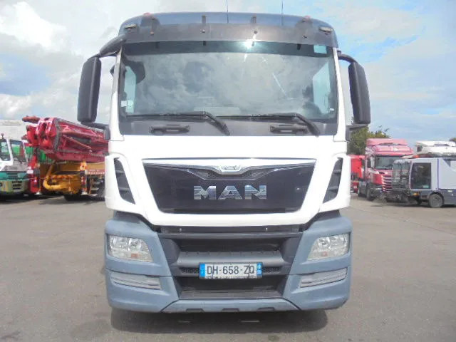 MAN TGS 33.440 ZAND ZUIGER - Vakuumski tovornjak: slika 2 MAN TGS 33.440 ZAND ZUIGER - Vakuumski tovornjak: slika 2