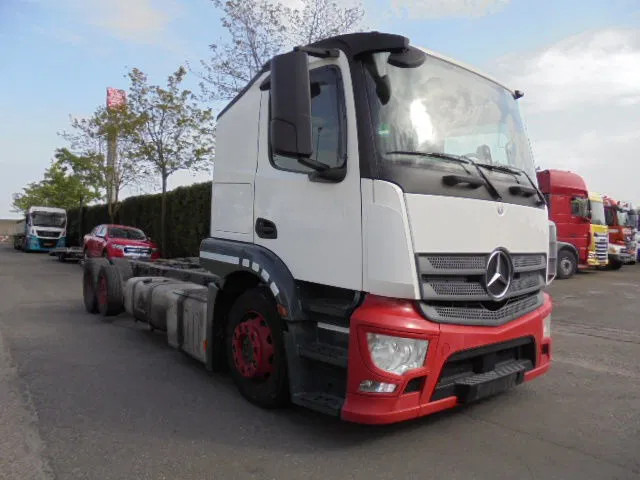 Mercedes-Benz Actros 2336 LL 6X2 EUR 6 - Tovornjak avtotransporter: slika 3 Mercedes-Benz Actros 2336 LL 6X2 EUR 6 - Tovornjak avtotransporter: slika 3