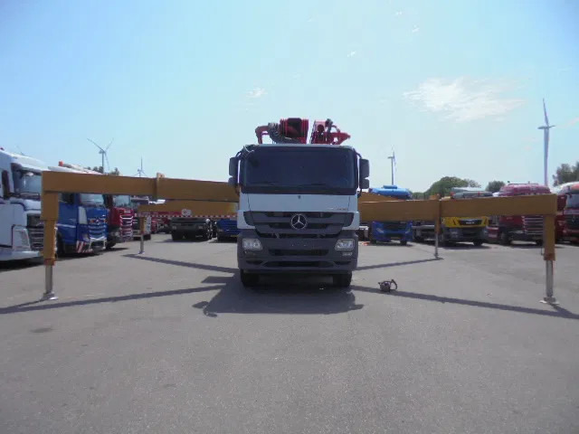 Mercedes-Benz Actros 4144 8X4 SANY 56M BETONPOMP - Črpalka za beton: slika 3 Mercedes-Benz Actros 4144 8X4 SANY 56M BETONPOMP - Črpalka za beton: slika 3