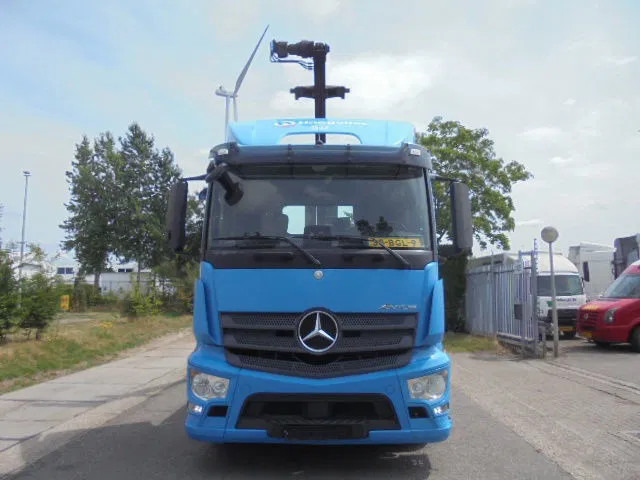 Mercedes-Benz Antos 2733 - Tovornjak - kabelski sistem: slika 2 Mercedes-Benz Antos 2733 - Tovornjak - kabelski sistem: slika 2