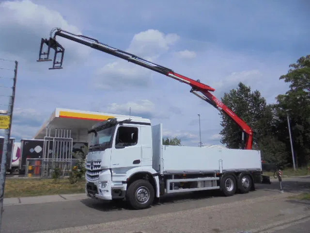 Mercedes-Benz Arocs 2545 + RETARDER 6X2 NEW /DEMO - Tovornjak z dvigalom: slika 1 Mercedes-Benz Arocs 2545 + RETARDER 6X2 NEW /DEMO - Tovornjak z dvigalom: slika 1