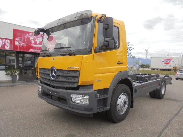 Mercedes-Benz Atego 1518 NEW DEMO MET FABRIEKS GARANTIE - Tovornjak-šasija: slika 1 Mercedes-Benz Atego 1518 NEW DEMO MET FABRIEKS GARANTIE - Tovornjak-šasija: slika 1