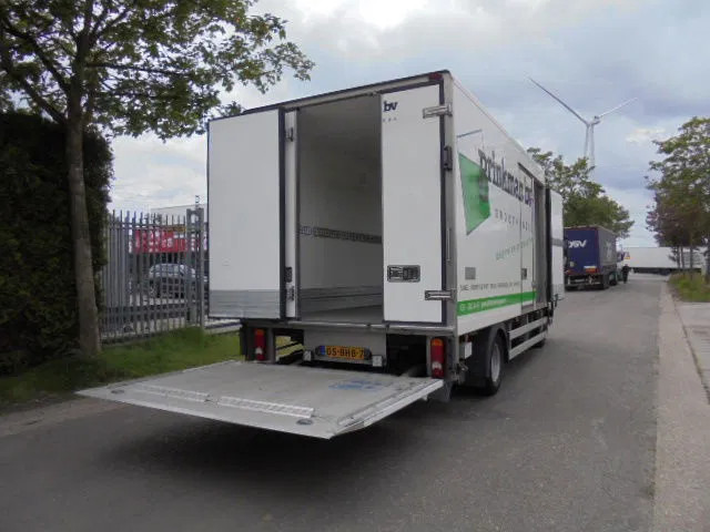 Renault D 6.5 150 NL TRUCK - Tovornjak hladilnik: slika 4 Renault D 6.5 150 NL TRUCK - Tovornjak hladilnik: slika 4