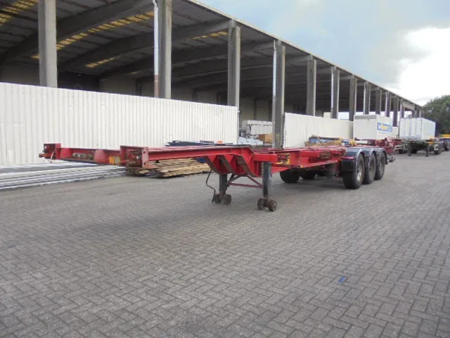 Renders RPCC 12-27 - Kontejnerska polprikolica/ Polprikolica z zamenljivim tovoriščem: slika 1 Renders RPCC 12-27 - Kontejnerska polprikolica/ Polprikolica z zamenljivim tovoriščem: slika 1