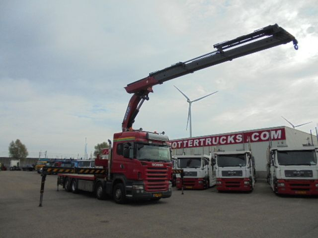 Tovornjak z dvigalom Scania R480 8X2: slika 8