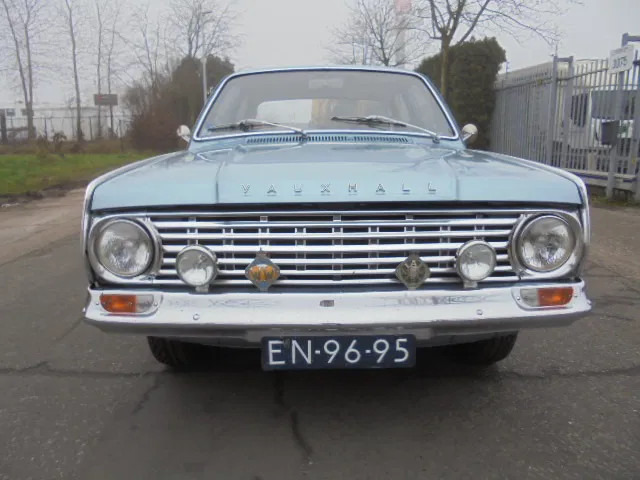 Vauxhall Victor 101 SUPER - Limuzina: slika 2 Vauxhall Victor 101 SUPER - Limuzina: slika 2