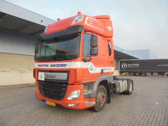 DAF CF 370 NL TRUCK - Vlačilec: slika 1 DAF CF 370 NL TRUCK - Vlačilec: slika 1