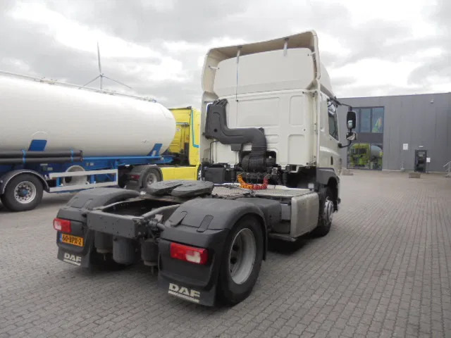 DAF CF 400 NL TRUCK - Vlačilec: slika 3 DAF CF 400 NL TRUCK - Vlačilec: slika 3