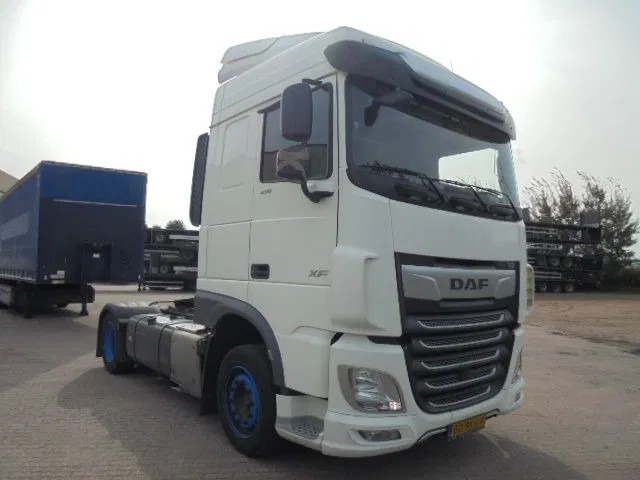 DAF XF 430 - Vlačilec: slika 3 DAF XF 430 - Vlačilec: slika 3