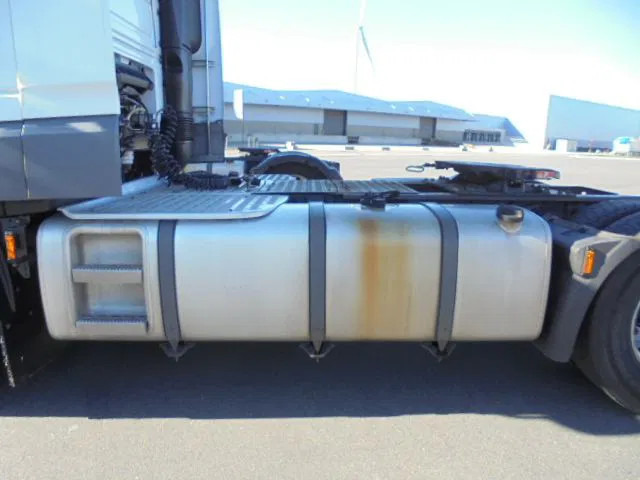 DAF XF 440 125XDAF 106 TRACTOR HEAD IN STOCK - Vlačilec: slika 4 DAF XF 440 125XDAF 106 TRACTOR HEAD IN STOCK - Vlačilec: slika 4