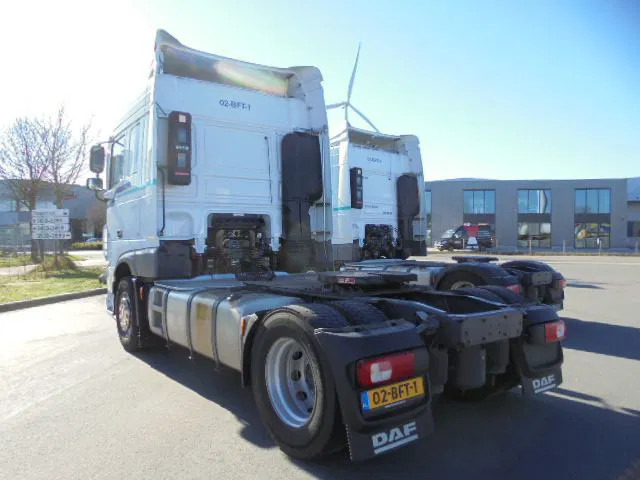DAF XF 440 125XDAF 106 TRACTOR HEAD IN STOCK - Vlačilec: slika 3 DAF XF 440 125XDAF 106 TRACTOR HEAD IN STOCK - Vlačilec: slika 3