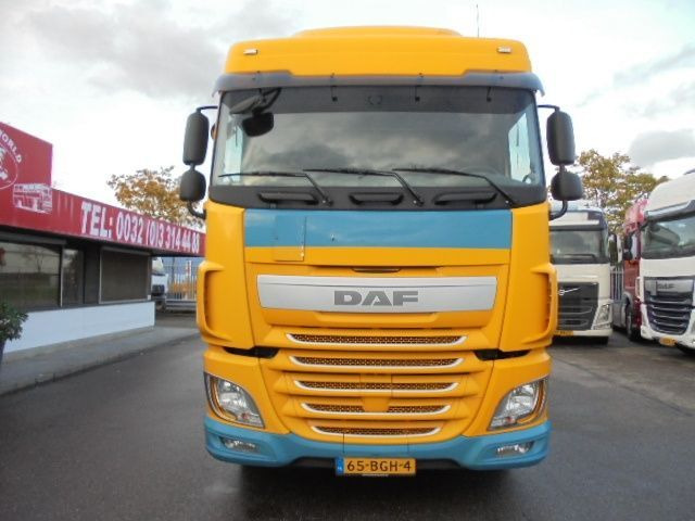 DAF XF 440 - Vlačilec: slika 2 DAF XF 440 - Vlačilec: slika 2