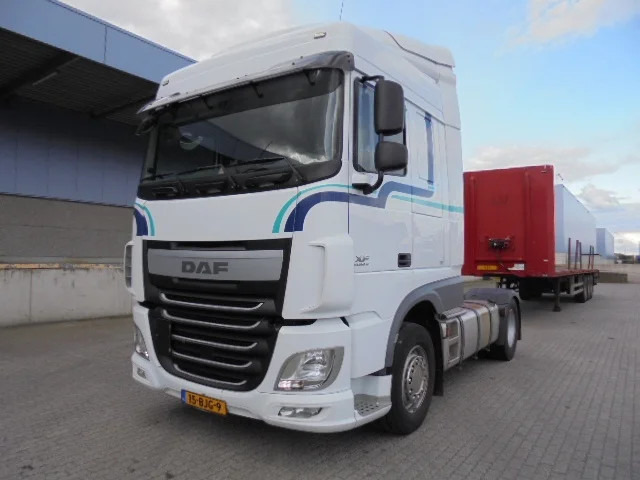 DAF XF 440 EUR6 - Vlačilec: slika 1 DAF XF 440 EUR6 - Vlačilec: slika 1