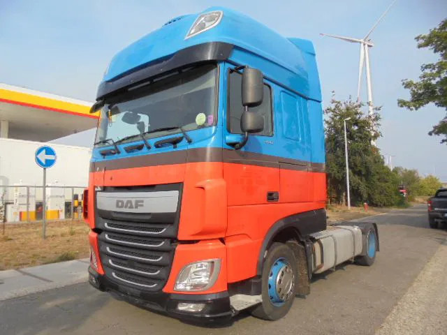 DAF XF 440 FT MEGA - Vlačilec: slika 1 DAF XF 440 FT MEGA - Vlačilec: slika 1