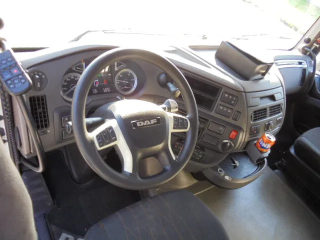 Vlačilec DAF XF 450: slika 13