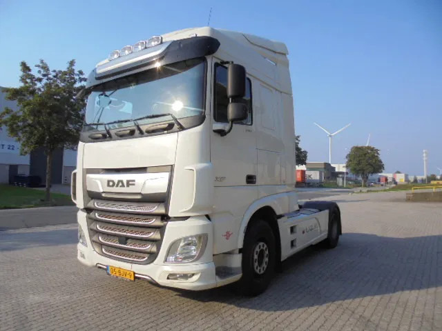 DAF XF 450 - Vlačilec: slika 1 DAF XF 450 - Vlačilec: slika 1