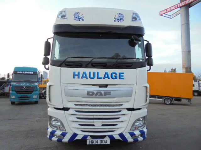 DAF XF 460 6X2 RHD - Vlačilec: slika 2 DAF XF 460 6X2 RHD - Vlačilec: slika 2