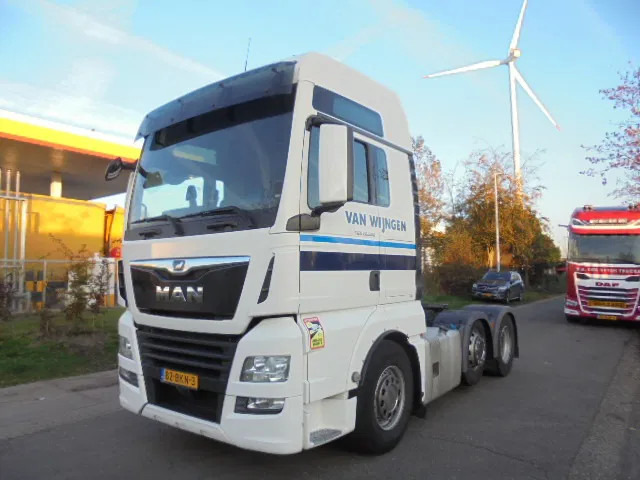 MAN TGX 26.500 XXL 6X2 NEW TYPE TACHO - Vlačilec: slika 1 MAN TGX 26.500 XXL 6X2 NEW TYPE TACHO - Vlačilec: slika 1