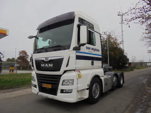 MAN TGX 26.500 XXL 6X2 NIEUW TYPE TACHOGRAAF - Vlačilec: slika 1 MAN TGX 26.500 XXL 6X2 NIEUW TYPE TACHOGRAAF - Vlačilec: slika 1