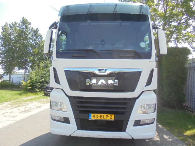 MAN TGX 26.500 XXL NL TRUCK SMART TACHO 16X IN STOCK - Vlačilec: slika 2 MAN TGX 26.500 XXL NL TRUCK SMART TACHO 16X IN STOCK - Vlačilec: slika 2