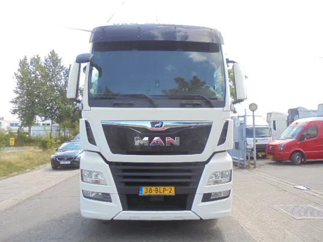MAN TGX 26.500 XXL TUV APK 03-26 NL TRUCK 16X IN STOCK - Vlačilec: slika 2 MAN TGX 26.500 XXL TUV APK 03-26 NL TRUCK 16X IN STOCK - Vlačilec: slika 2