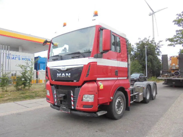 MAN TGX 33.480 6X4 Manual Gearbox Retarder - Vlačilec: slika 1 MAN TGX 33.480 6X4 Manual Gearbox Retarder - Vlačilec: slika 1