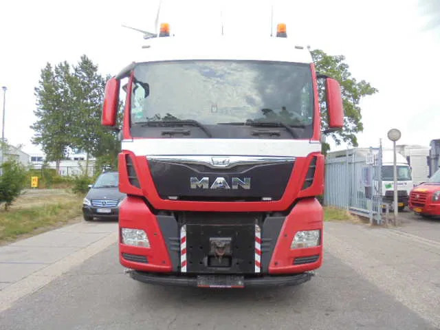 MAN TGX 33.480 6X4 Manual Gearbox Retarder - Vlačilec: slika 2 MAN TGX 33.480 6X4 Manual Gearbox Retarder - Vlačilec: slika 2