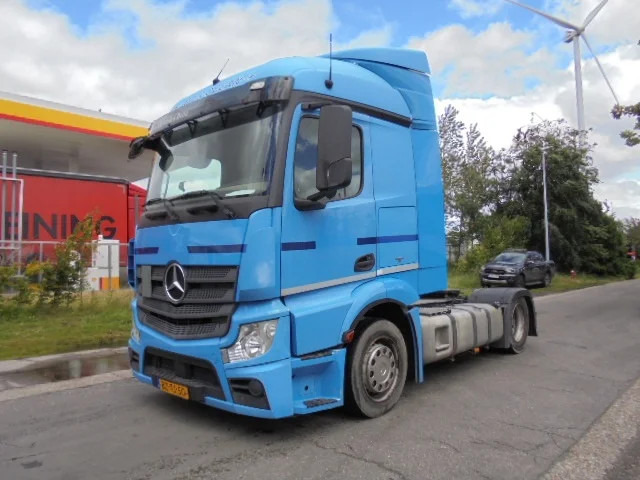 Mercedes-Benz Actros 1842 LS - Vlačilec: slika 1 Mercedes-Benz Actros 1842 LS - Vlačilec: slika 1