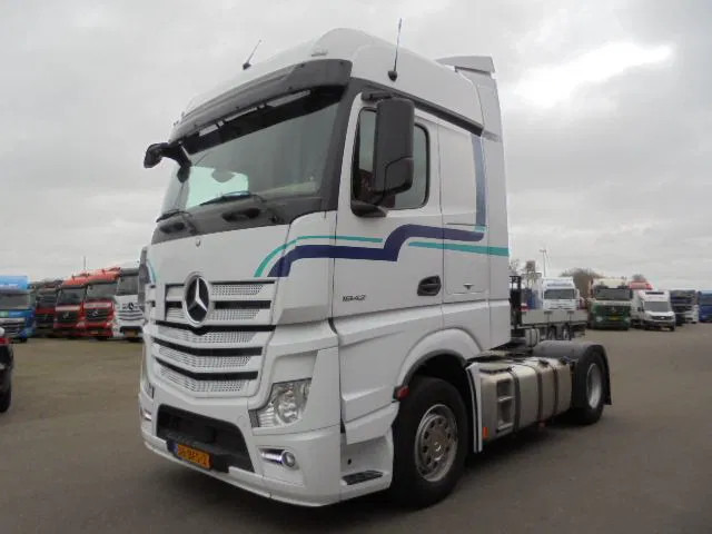 Mercedes-Benz Actros 1842 LS EUR6 - Vlačilec: slika 1 Mercedes-Benz Actros 1842 LS EUR6 - Vlačilec: slika 1