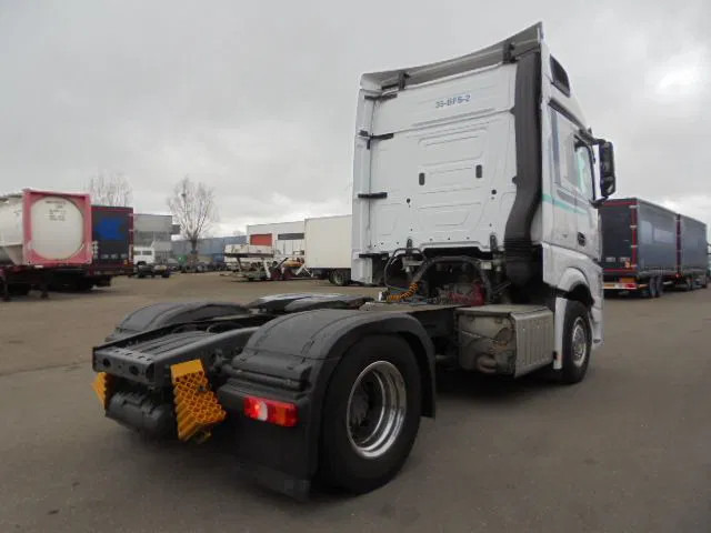 Mercedes-Benz Actros 1842 LS EUR6 - Vlačilec: slika 4 Mercedes-Benz Actros 1842 LS EUR6 - Vlačilec: slika 4