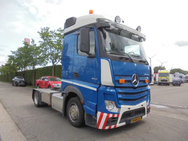 Mercedes-Benz Actros 1842 LS NL TRUCK - Vlačilec: slika 3 Mercedes-Benz Actros 1842 LS NL TRUCK - Vlačilec: slika 3