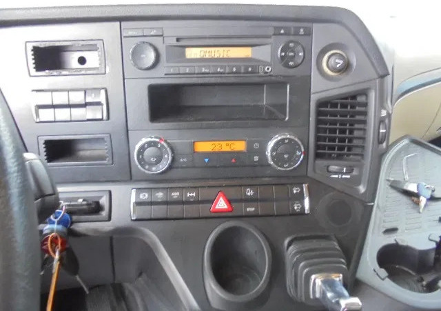 Vlačilec Mercedes-Benz Actros 1842 LS NL TRUCK: slika 10