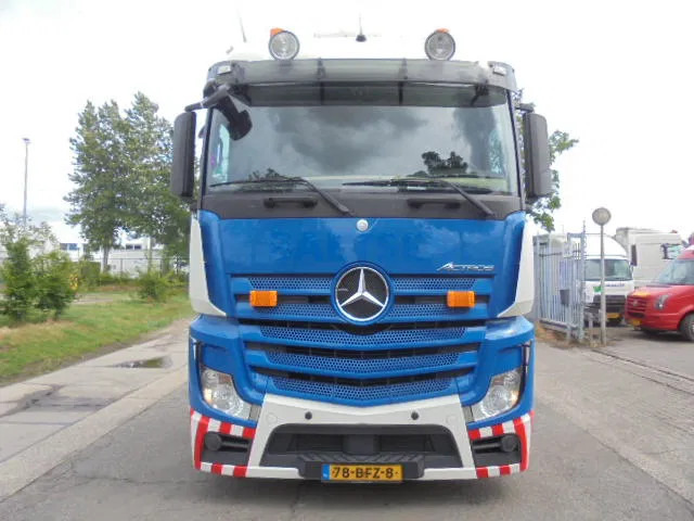 Mercedes-Benz Actros 1842 LS NL TRUCK - Vlačilec: slika 2 Mercedes-Benz Actros 1842 LS NL TRUCK - Vlačilec: slika 2