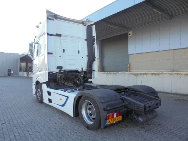 Mercedes-Benz Actros 1842 LS NL TRUCK - Vlačilec: slika 5 Mercedes-Benz Actros 1842 LS NL TRUCK - Vlačilec: slika 5