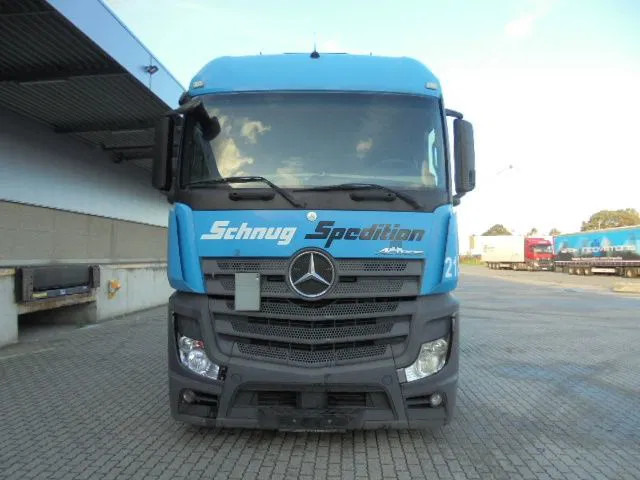 Mercedes-Benz Actros 1845 LS VOITH - Vlačilec: slika 2 Mercedes-Benz Actros 1845 LS VOITH - Vlačilec: slika 2