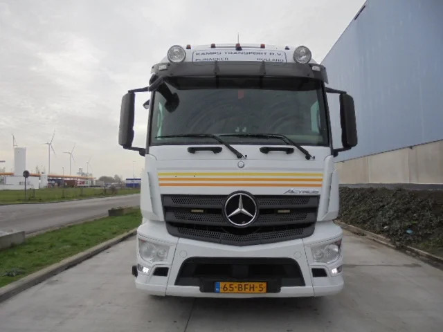 Mercedes-Benz Actros 1940 - Vlačilec: slika 2 Mercedes-Benz Actros 1940 - Vlačilec: slika 2