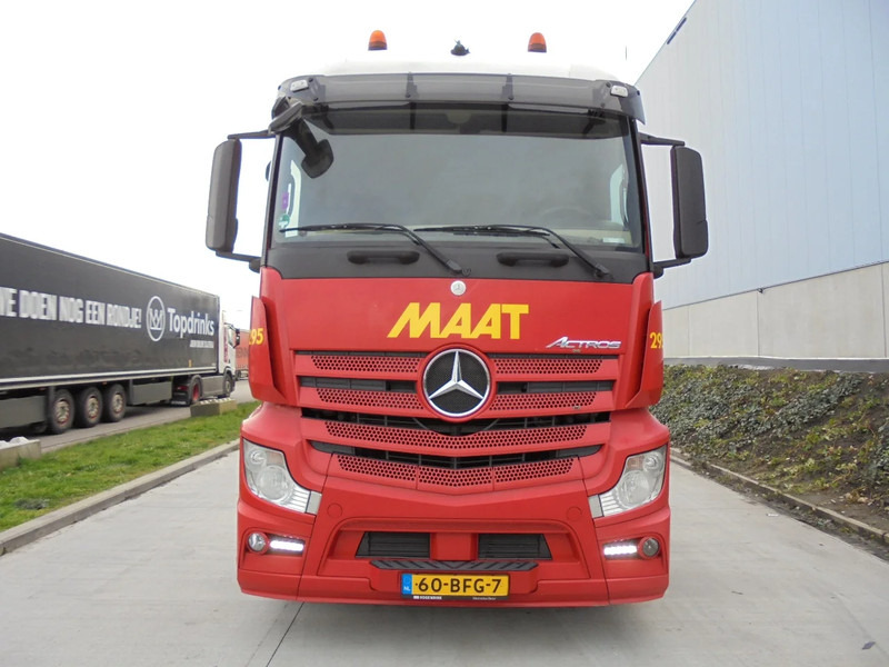 Mercedes-Benz Actros 1943 - Vlačilec: slika 2 Mercedes-Benz Actros 1943 - Vlačilec: slika 2