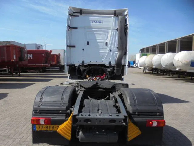 Mercedes-Benz Actros ACTROS 1842 - Vlačilec: slika 4 Mercedes-Benz Actros ACTROS 1842 - Vlačilec: slika 4