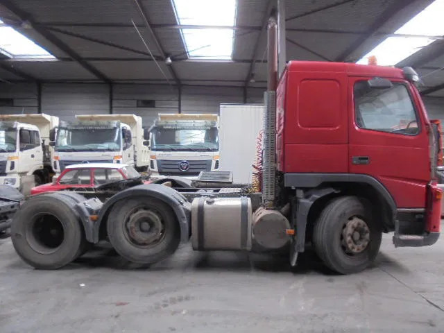 Volvo FM 380 ENGINE NOT OK ONLY PARTS NL TRUCK - Vlačilec: slika 4 Volvo FM 380 ENGINE NOT OK ONLY PARTS NL TRUCK - Vlačilec: slika 4