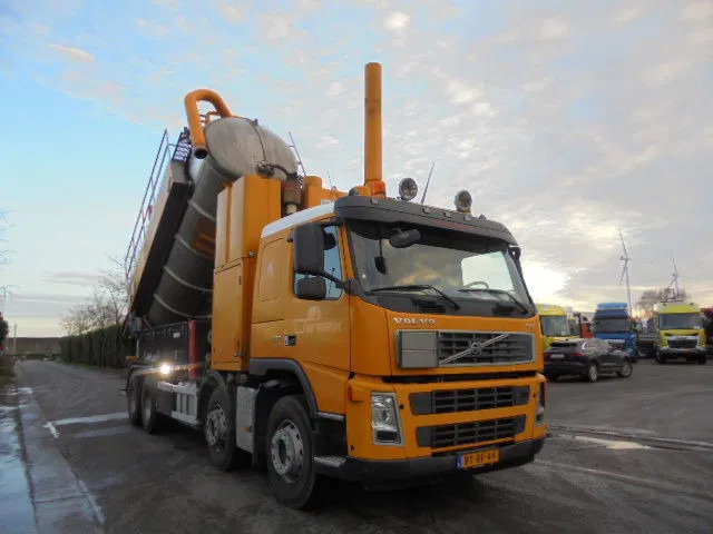 Volvo FM 400 8X4 NL TRUCK - Vakuumski tovornjak: slika 3 Volvo FM 400 8X4 NL TRUCK - Vakuumski tovornjak: slika 3