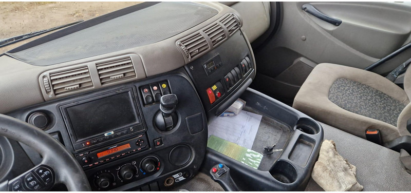 DAF CF 85.460 EURO5, 8x4 - Tovornjak prekucnik: slika 5 DAF CF 85.460 EURO5, 8x4 - Tovornjak prekucnik: slika 5