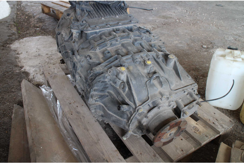MAN ZF 12 AS 2130TD gearbox for MAN truck tractor - Menjalnik za Tovornjak: slika 4 MAN ZF 12 AS 2130TD gearbox for MAN truck tractor - Menjalnik za Tovornjak: slika 4