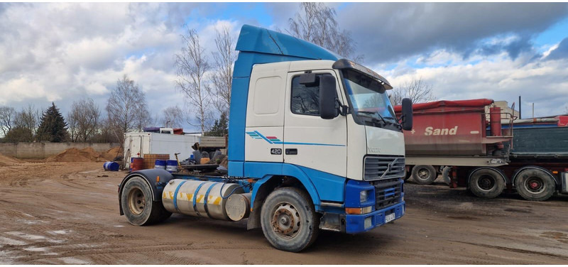 Volvo FH 12.420 - Vlačilec: slika 2 Volvo FH 12.420 - Vlačilec: slika 2
