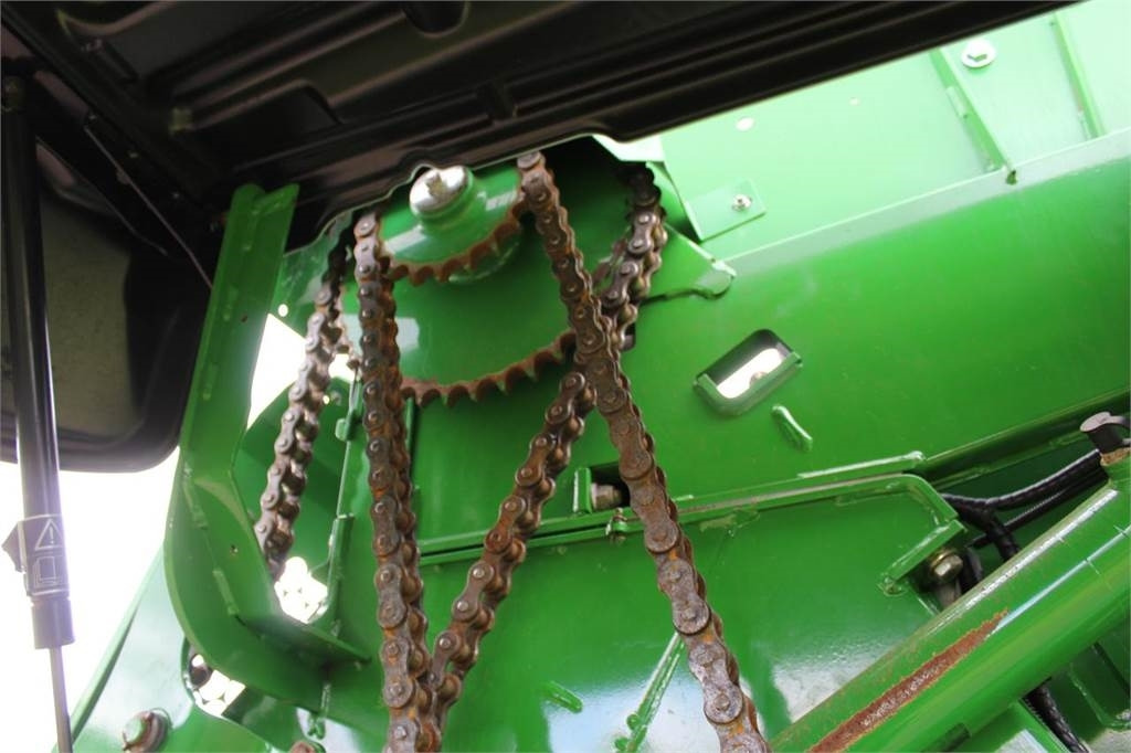 John Deere 990 - Balirka za okrogle bale: slika 4 John Deere 990 - Balirka za okrogle bale: slika 4