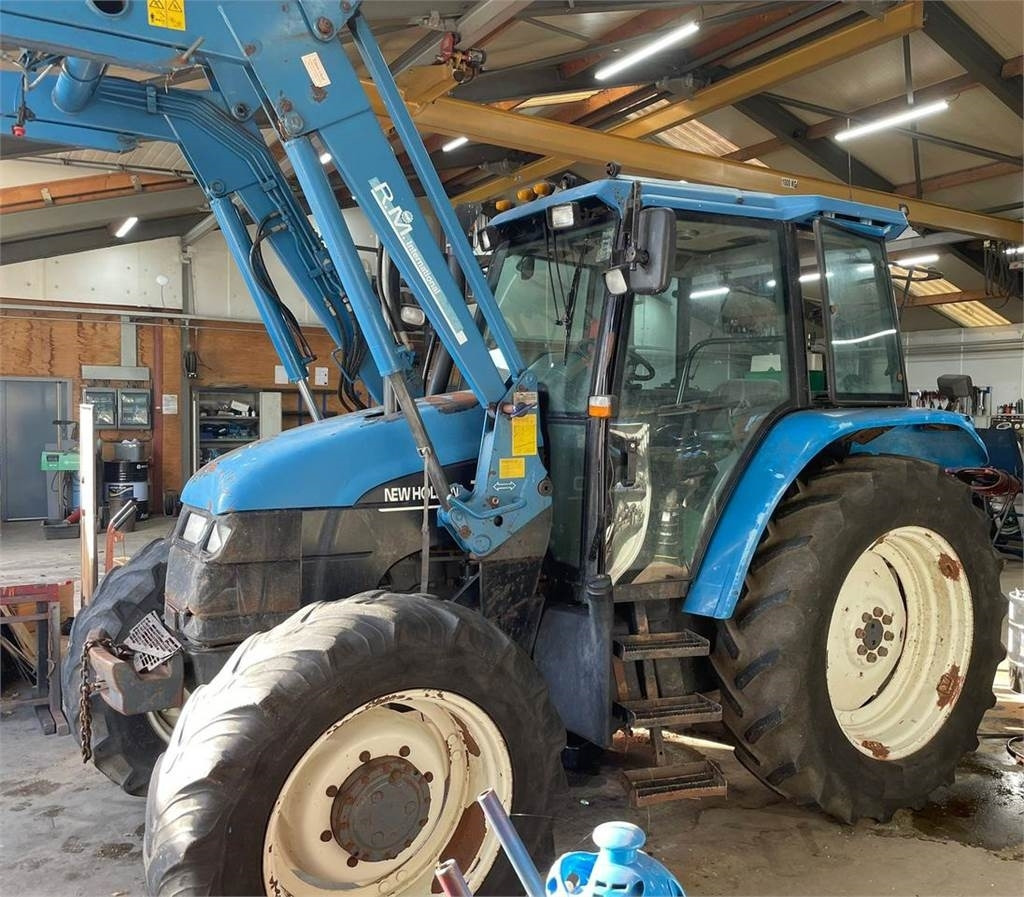 New Holland TS 90 - Traktor: slika 1 New Holland TS 90 - Traktor: slika 1